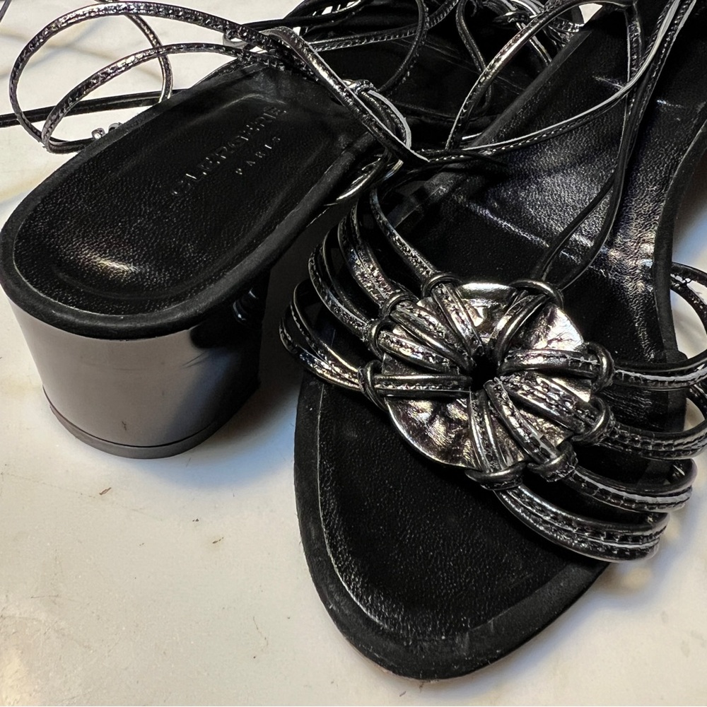 Robert Clergerie Paris Strappy Sandal 1 3/4” Heel Size 10.5B Metallic Blk/Gray - Picture 7 of 13